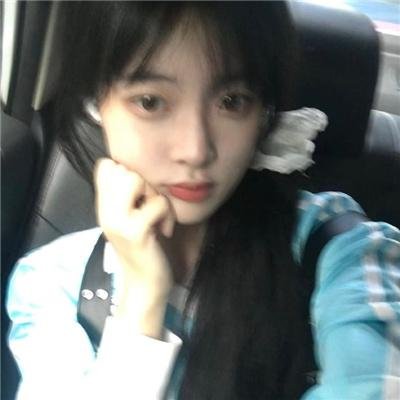 蒙娜丽莎与血月亮