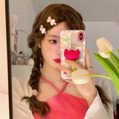 我才不要和人类恋爱呢
